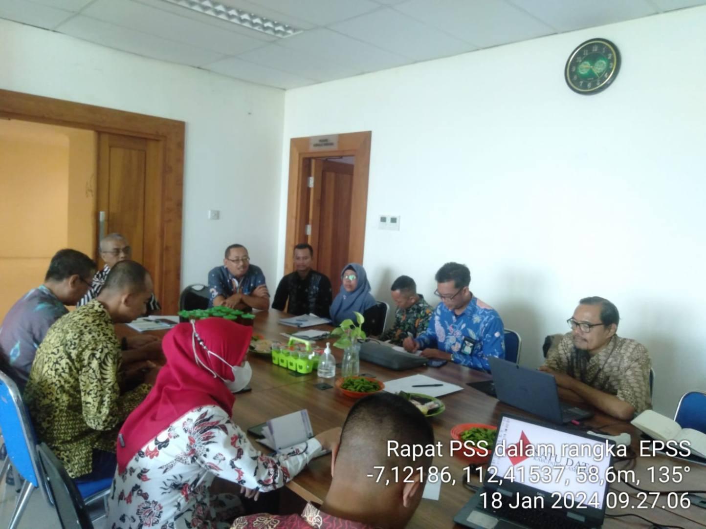 Welcoming the Evaluation of the Implementation of Sectoral Statistics in 2024 in Lamongan Regency